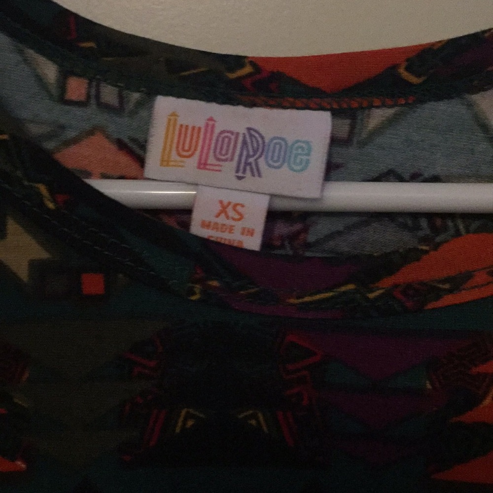 Lula Roe Carly - Picture 2 of 3